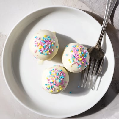 Banana Pudding Easter Truffles